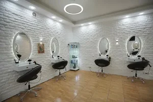 آموزشگاه آرایشگری مردانه اسپاد