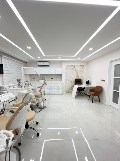 مطب دندانپزشکی دکتر آزیتااکبریان