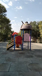 زمین بازی بوستان سهند