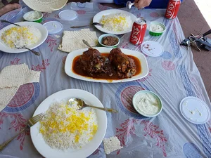 رستوان چهار فصل