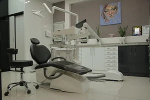 درمانگاه دندانپزشکی دکتر زارعان