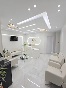 کلینیک پوست زیبایی و لاغری دکتر بهزاد