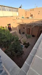 (شرق) هتل سنتی اورینت 2