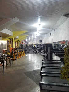 باشگاه بدنسازی آراکس