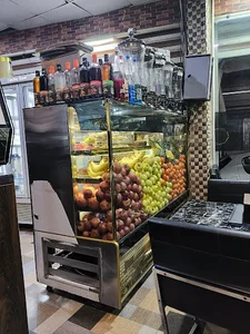 کافه بستنی آفتابگردون
