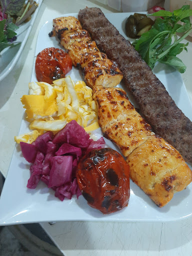 تهیه غذایه زیبایی