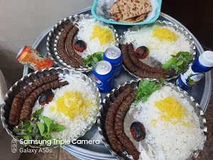 رستوران باغ شمعدونی بم