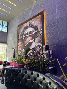 Remo lounge Cafe & Restaurant