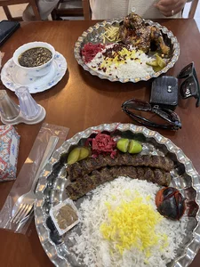 رستوران اکرمی