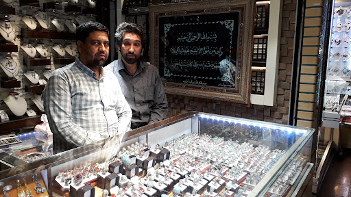 قصرفیروزه حسینی قابل