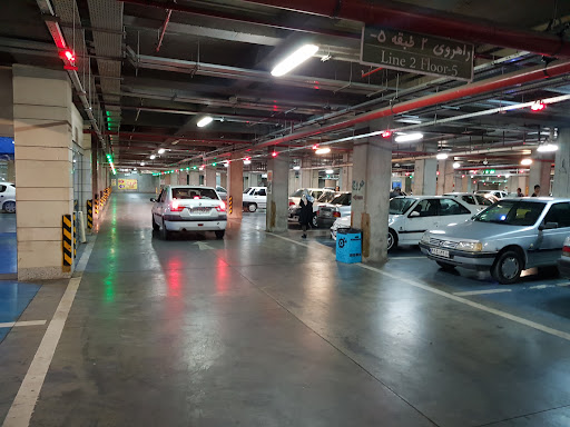 پارکینگ طبقاتی زائر