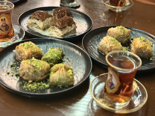 کافه باقلوا باکلاوانیا