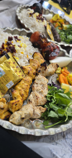 مجموعه غذایی سنتی شب نشین