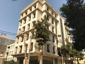 ساختمان اداری تجاری بزرگمهر