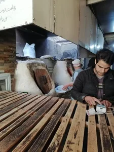 نانوایی تافتون بابا علی 3