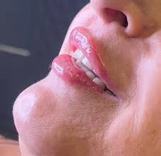 کلینیک پوست مو زیبایی و لیزر دکتر زینب بوشهری 3