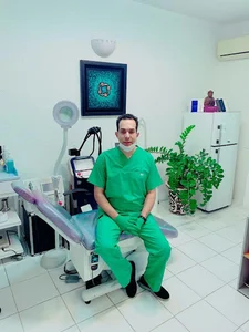 دکتر نادر یزدان پناه