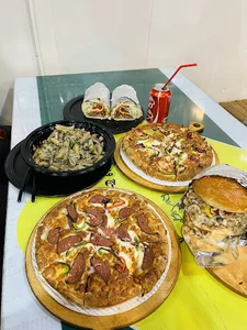 فست فود آویشن