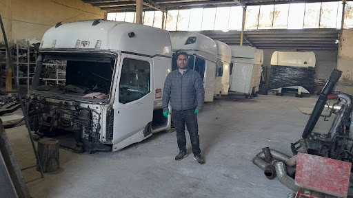 استوک یدک کامیون نجفیان