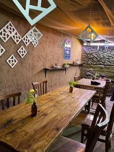 کافی شاپ شبدیز 5