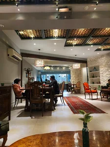 کافه ریسمون