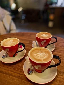 Cafe gallery 17