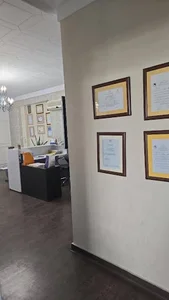Dr. Manoucher Khalili Dentist