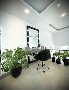 پیرایش مردانه آزادمنش