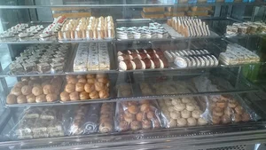 قنادی یاس
