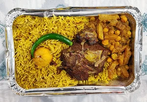 رستوران لذیذ