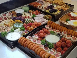 فینگرفود تهران | سینی مزه مزفود