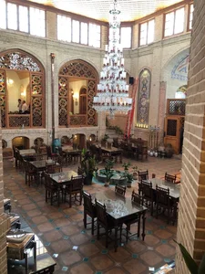 رستوران وکیل التجار 2