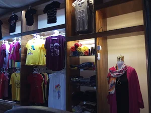 پوشاک اولدوز