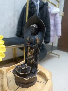 سالن زیبایی عاطفه عابدی