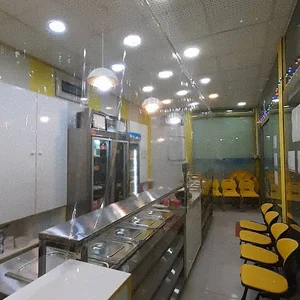 تهيه غذاى نانداك