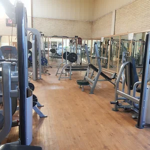 مجموعه ورزشی شهید امیرحسین داداشی