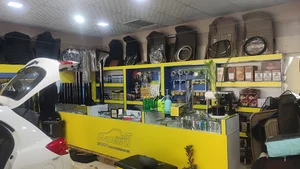 تزیینات و شیشه دودی معین