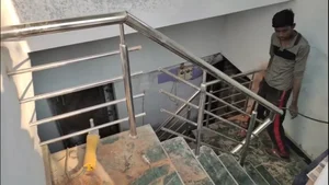 کارگاه آهنگری جهان نما