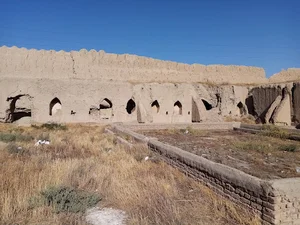 قلعه تاریخی آدران