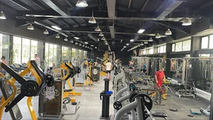 باشگاه بدنسازی اسکات
