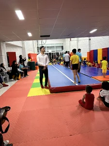 باشگاه ژیمناستیک اسطوره