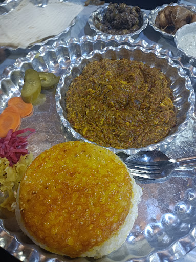 رستوران باغ زندگی