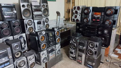 فروشگاه صوتی و تصویری یواس‌بی سیستم