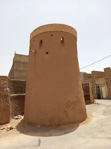 برج تاریخی حسن آباد