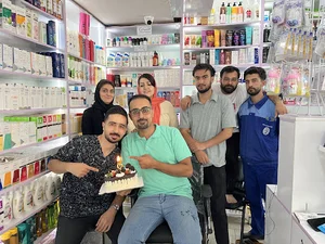 داروخانه دکتر حسام رستمیان