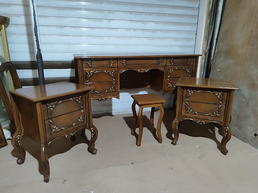 تولیدی مبلمان افشاری