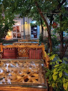 کافه رستوران عمارت یار