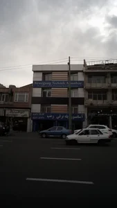 آسانسور و پله برقی رمپ 3