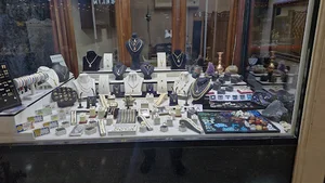 تعمیرات طلا و جواهر ترابی