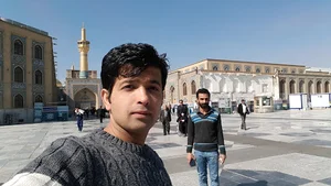 مشاور املاک صادق